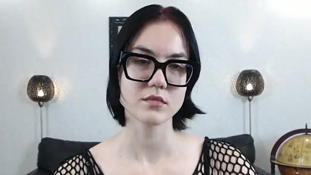 Marie Fitch online show from 3, 12, 2025