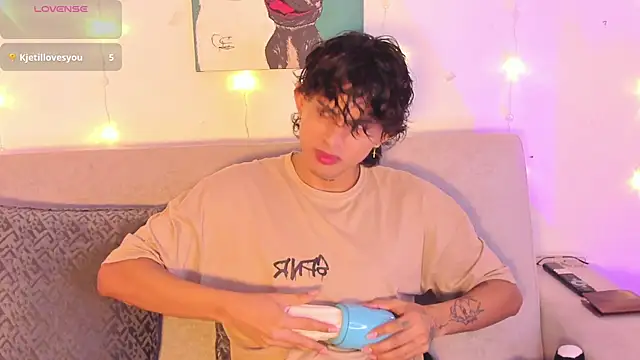 lua boy online show from 9, 4, 2026