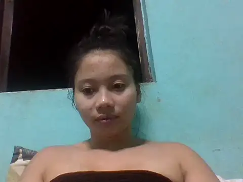 Snapshot of Baby_girl0516 chatting on 12, 10, 2025 Baby girl0516 online show from 12, 10, 2025