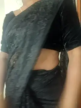 Tamilmallu-duskygirl03 online show from 6, 11, 2025