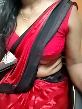 Snapshot of Tamilmallu-duskygirl03 chatting on 20, 6, 2026 Tamilmallu-duskygirl03 online show from 20, 6, 2026