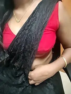 Snapshot of Tamilmallu-duskygirl03 chatting on 12, 7, 2026 Tamilmallu-duskygirl03 online show from 12, 7, 2026