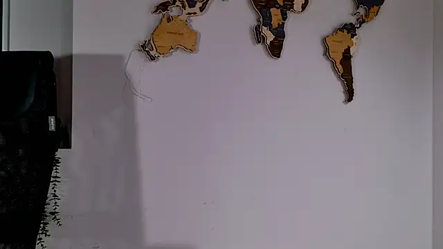 ClaireMathis online show from 23, 4, 2026