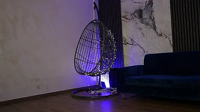 RachelRavee online show from 4, 2, 2026