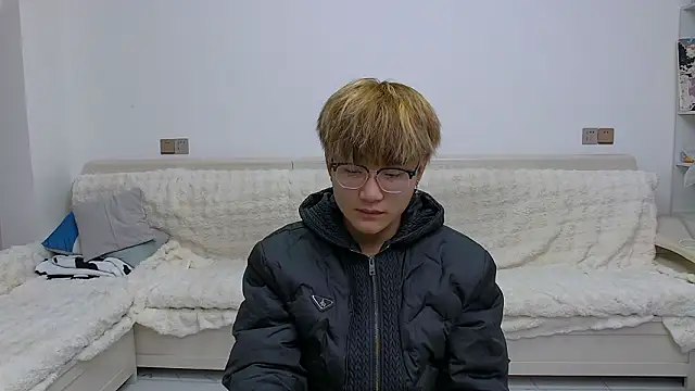 Snapshot of KK-cuteboy chatting on 19, 2, 2026 KK-cuteboy online show from 19, 2, 2026