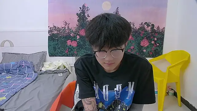 Snapshot of KK-cuteboy chatting on 5, 5, 2026 KK-cuteboy online show from 5, 5, 2026