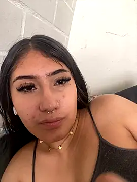 Snapshot of samanthaa_miller chatting on 12, 10, 2025 samanthaa miller online show from 12, 10, 2025