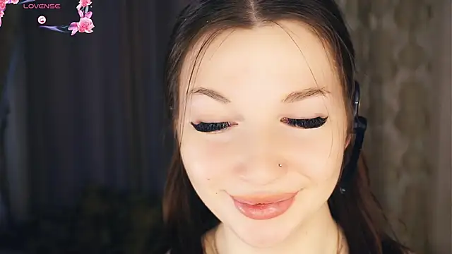 TheoPeecha online show from 8, 11, 2025