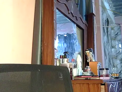 Snapshot of dreamerrrrr1 chatting on 29, 11, 2025 dreamerrrrr1 online show from 29, 11, 2025