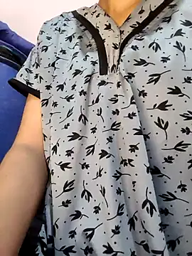 Snapshot of JIYA_23 chatting on 2, 11, 2025 JIYA 23 online show from 2, 11, 2025