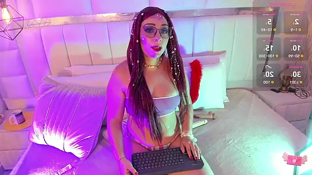 Snapshot of _nicole_moon chatting on 31, 10, 2025 nicole moon online show from 31, 10, 2025