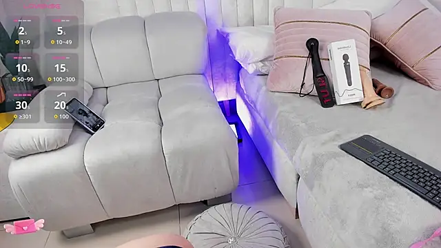 Snapshot of _nicole_moon chatting on 1, 12, 2025 nicole moon online show from 1, 12, 2025