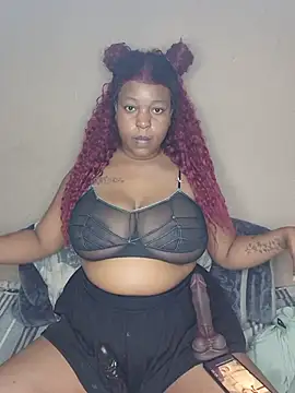ZuriVixen online show from 15, 7, 2026