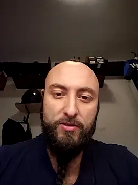 Snapshot of BeppeRagnar chatting on 13, 11, 2025 BeppeRagnar online show from 13, 11, 2025