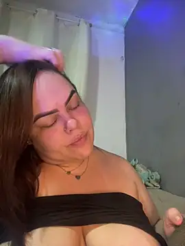 Fernandinhacarioca021rj online show from 12, 2, 2026