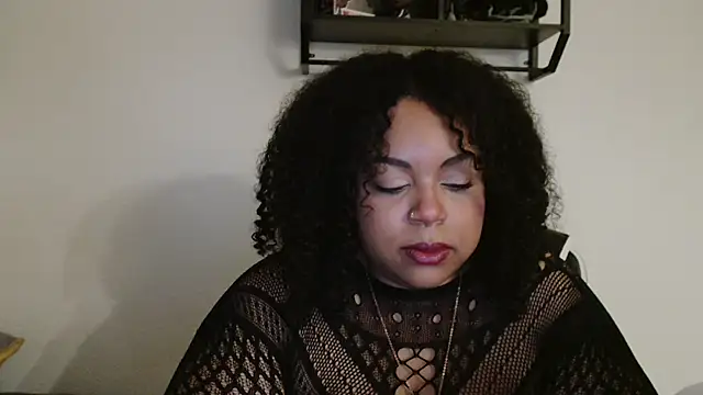 KalaniRose online show from 28, 10, 2025