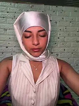 Snapshot of CelestSkyy chatting on 14, 12, 2025 CelestSkyy online show from 14, 12, 2025