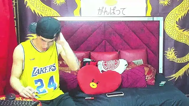 Pride couple online show from 21, 2, 2026