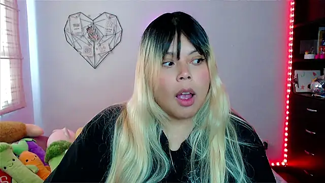 EllieMoonX online show from 20, 11, 2025