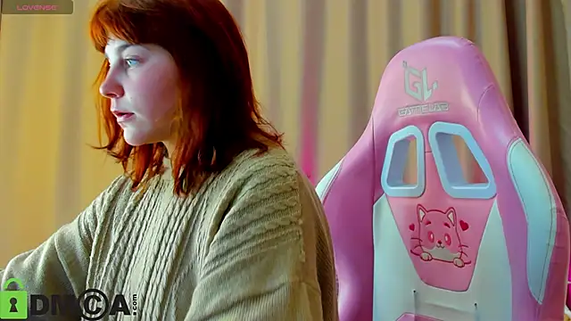 Snapshot of Rene_Shine chatting on 23, 11, 2025 Rene Shine online show from 23, 11, 2025