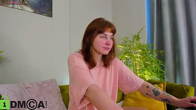 Snapshot of Rene_Shine chatting on 27, 11, 2025 Rene Shine online show from 27, 11, 2025