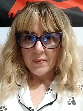 Amelialove42 online show from 19, 3, 2026