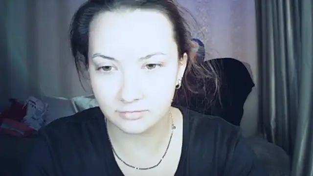 MoodieMira online show from 21, 4, 2026