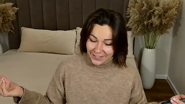 Snapshot of EdenSolis chatting on 11, 11, 2025 EdenSolis online show from 11, 11, 2025