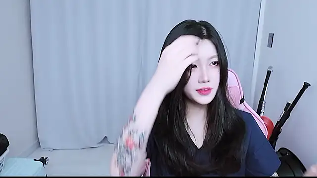 Snapshot of MISA_02 chatting on 16, 12, 2025 MISA 02 online show from 16, 12, 2025