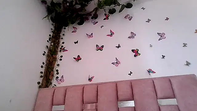 Snapshot of abby_moss_2 chatting on 4, 7, 2026 abby moss 2 online show from 4, 7, 2026