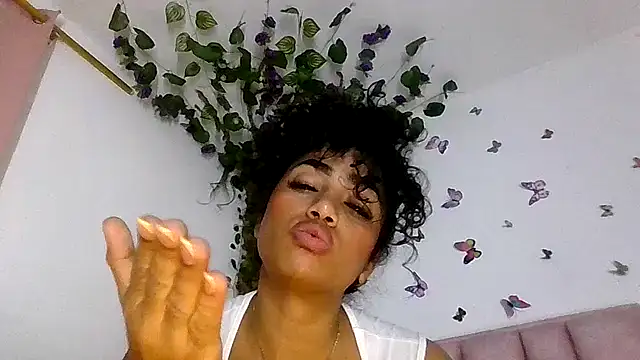 Snapshot of abby_moss_2 chatting on 5, 7, 2026 abby moss 2 online show from 5, 7, 2026