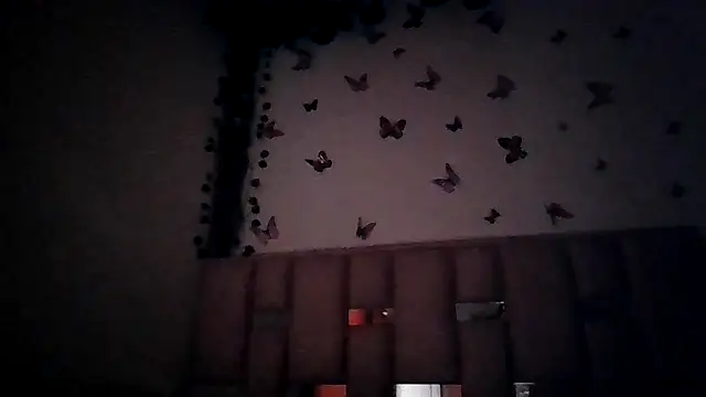 Snapshot of abby_moss_2 chatting on 16, 7, 2026 abby moss 2 online show from 16, 7, 2026