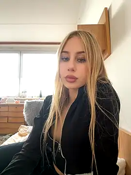 JudithCarly online show from 3, 11, 2025