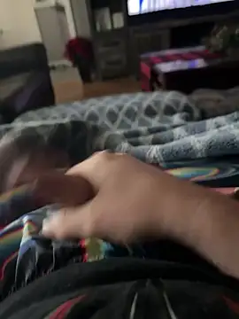 Snapshot of lighrik09 chatting on 5, 11, 2025 lighrik09 online show from 5, 11, 2025