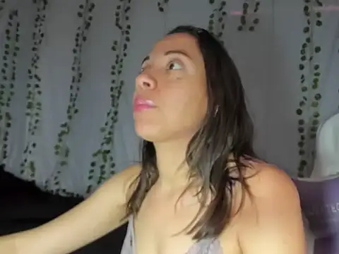 Perla Jonhson Rs online show from 5, 11, 2025