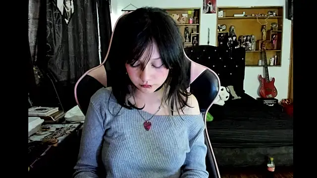 Maki Zein  online show from 11, 2, 2026