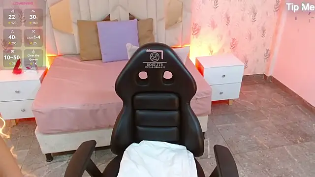 MARIANA TAY1 online show from 23, 10, 2025