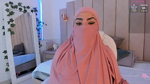  naylaa  online show from 7, 1, 2026