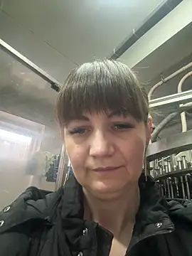 Butterfly8385 online show from 17, 11, 2025