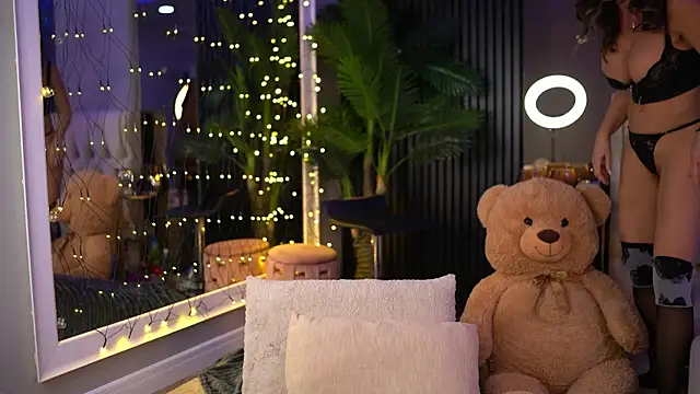 LuxenNoir online show from 11, 1, 2026