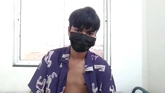 Snapshot of lil-twink19 chatting on 17, 10, 2025 lil-twink19 online show from 17, 10, 2025