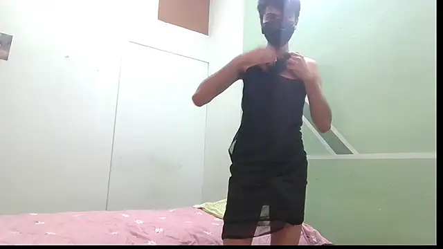 Snapshot of lil-twink19 chatting on 23, 10, 2025 lil-twink19 online show from 23, 10, 2025