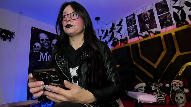 Evangelinejoness  online show from 16, 12, 2025