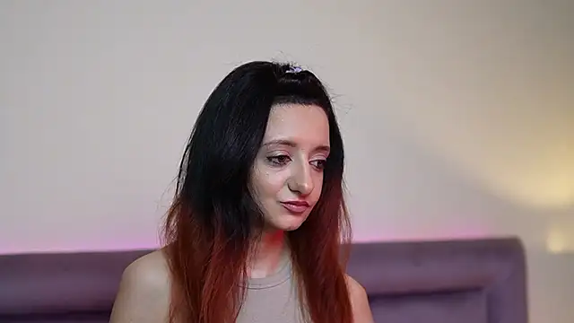 JoelleApril online show from 10, 2, 2026