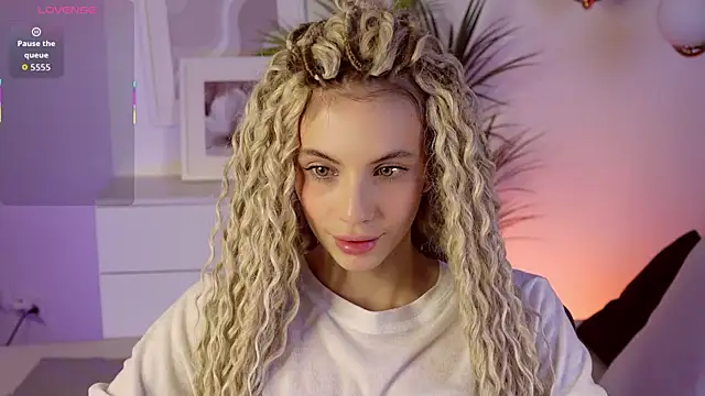 mia silkk online show from 6, 11, 2025