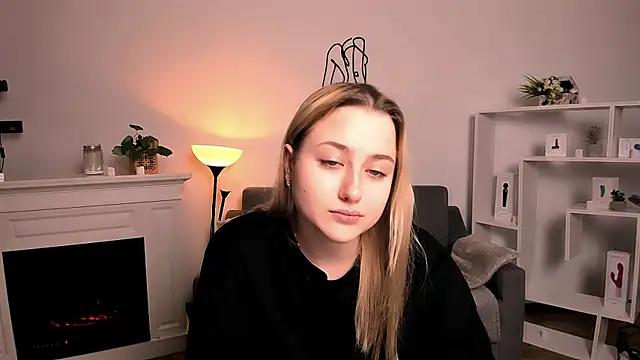 Lulu   Moon online show from 10, 4, 2026