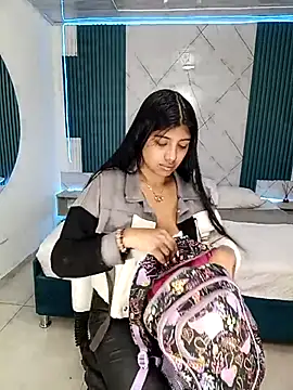 Briseida-White online show from 18, 10, 2025