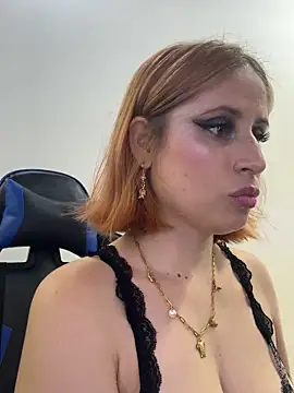 Snapshot of Adeline_1 chatting on 15, 12, 2025 Adeline 1 online show from 15, 12, 2025