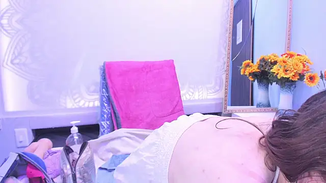 Kylie Bloom online show from 17, 2, 2026