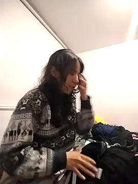 HollyPeach online show from 23, 2, 2026